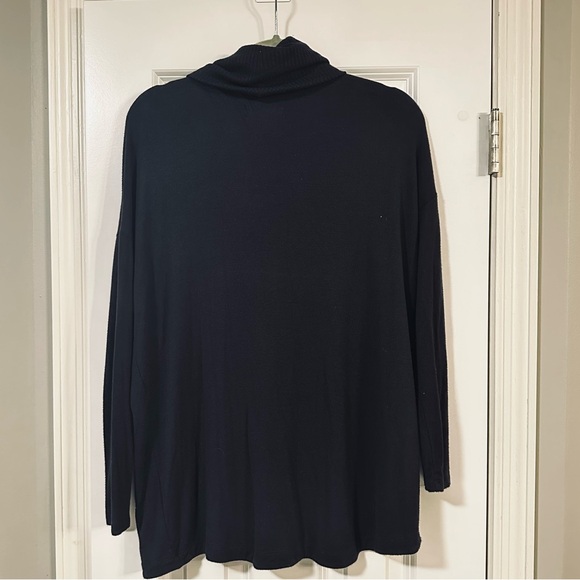 Loft Sweater - Picture 3 of 3